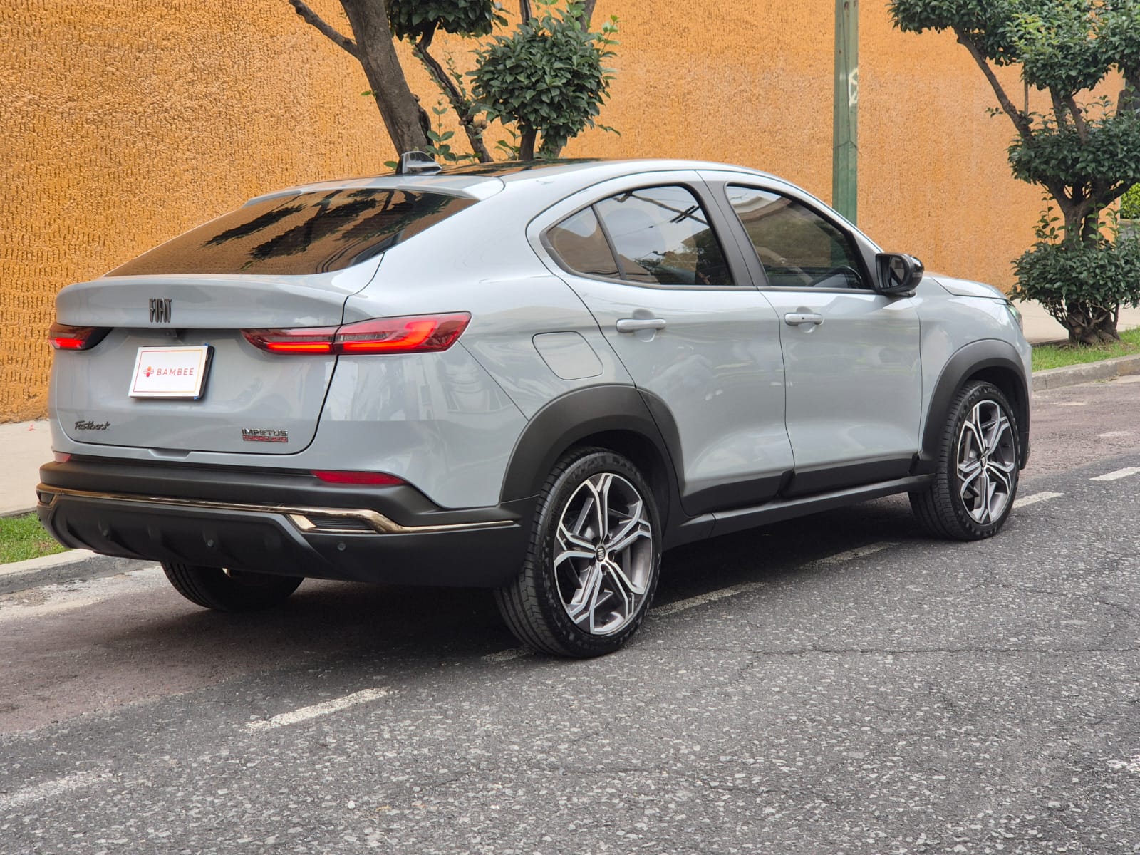 Fiat  FASTBACK IMPETUS 2024