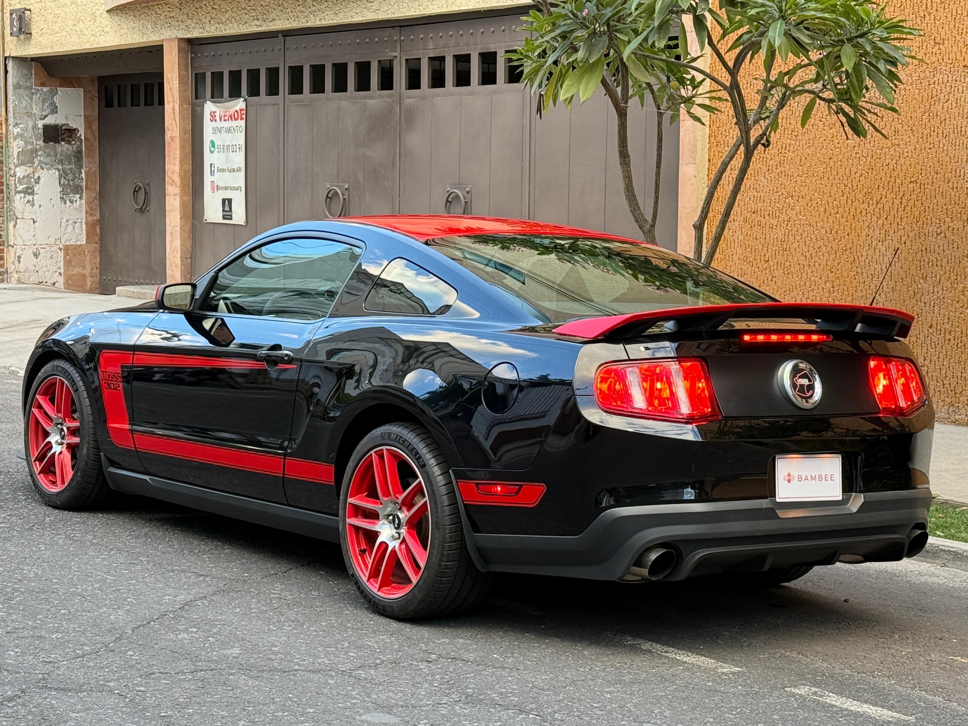 Ford  MUSTANG BOSS 302 LAGUNA SECA  2012