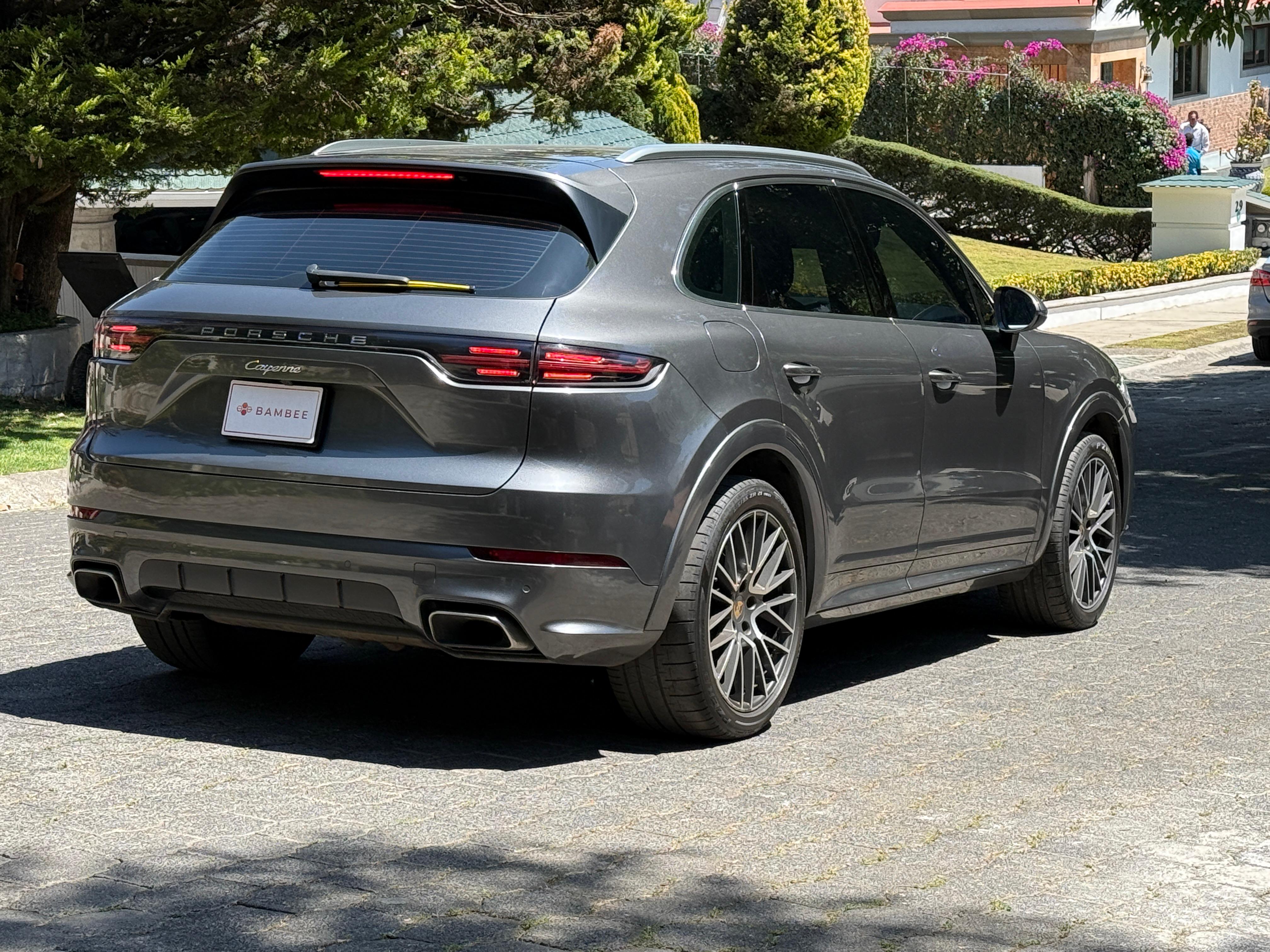 Porsche  CAYENNE V6 340 HP 2019