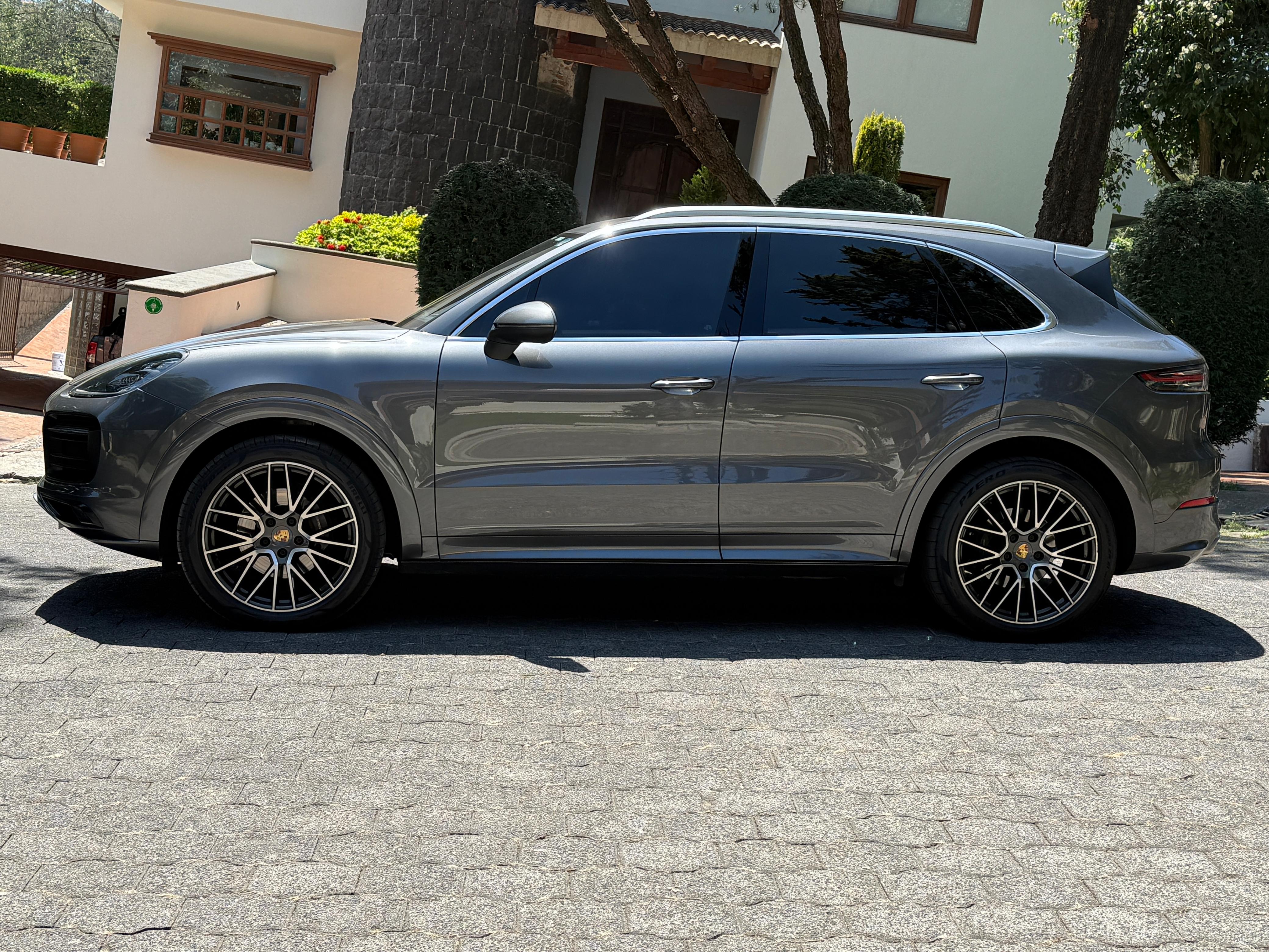 Porsche  CAYENNE V6 340 HP 2019
