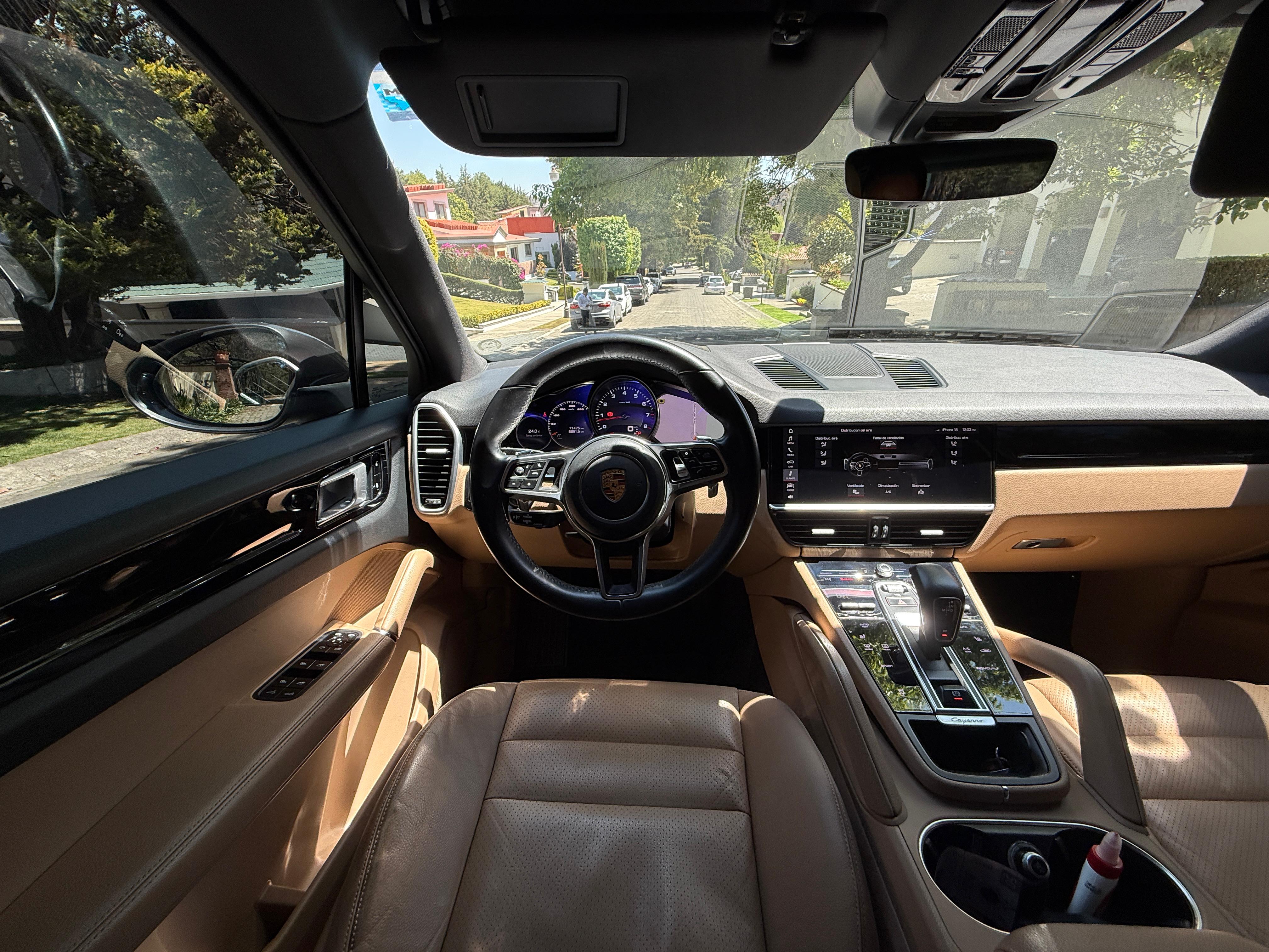 Porsche  CAYENNE V6 340 HP 2019