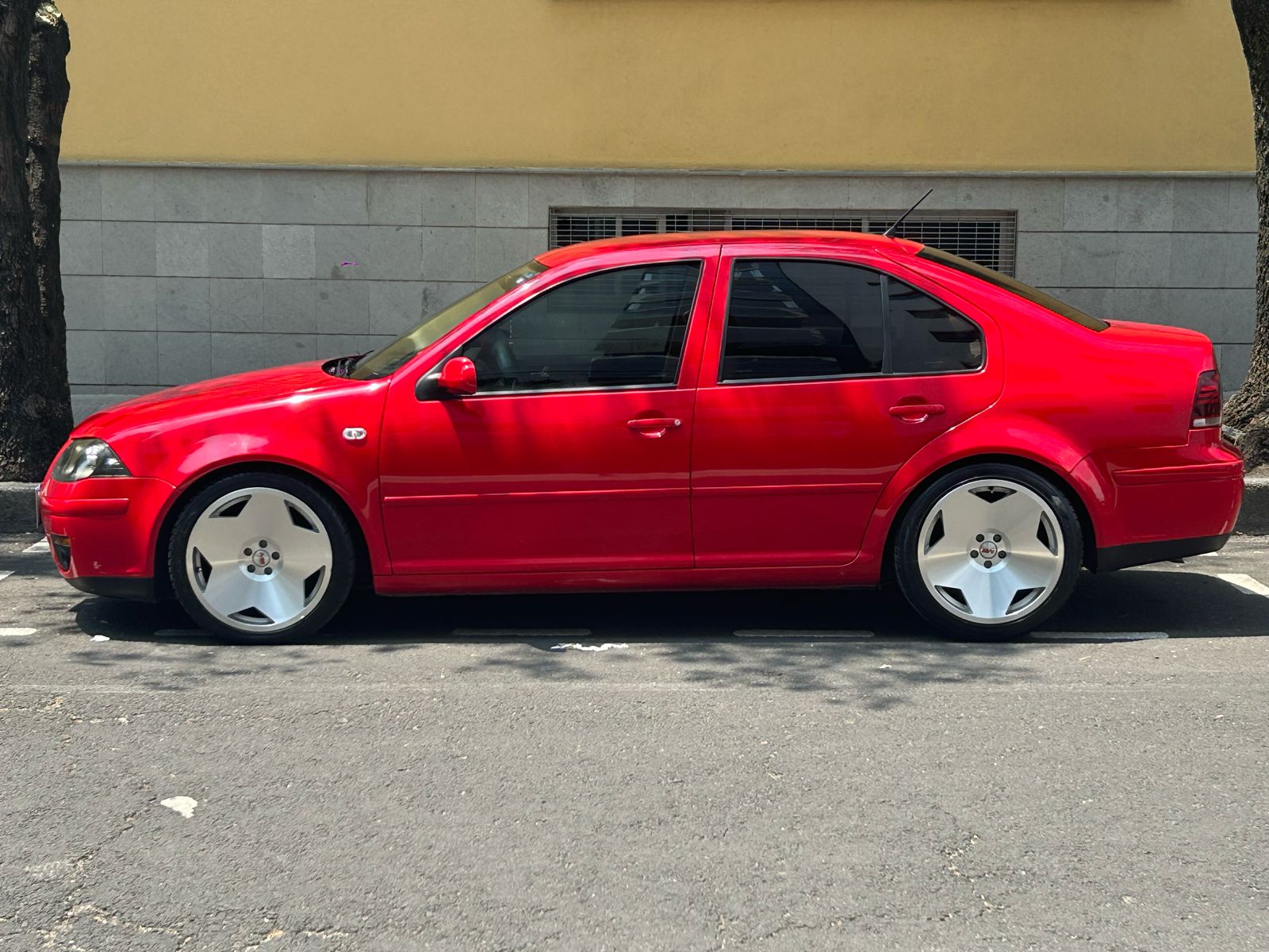 Volkswagen  JETTA CLASICO GL TEAM 2013