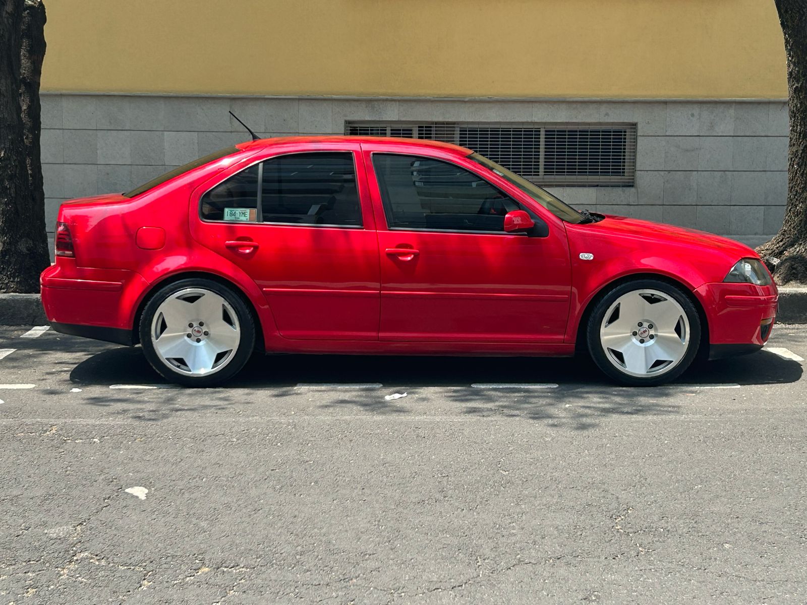 Volkswagen  JETTA CLASICO GL TEAM 2013