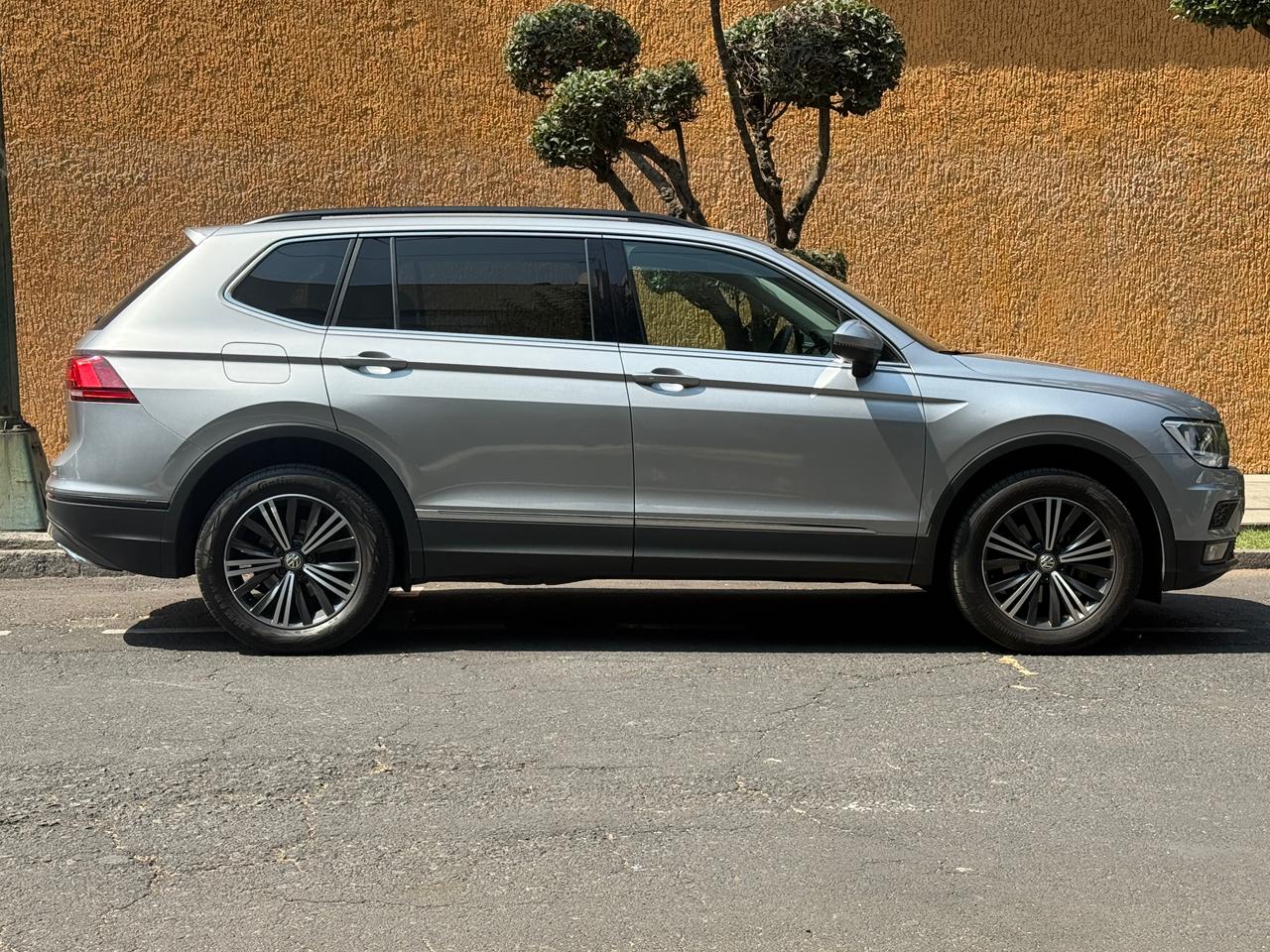 Volkswagen  TIGUAN COMFORTLINE 2020