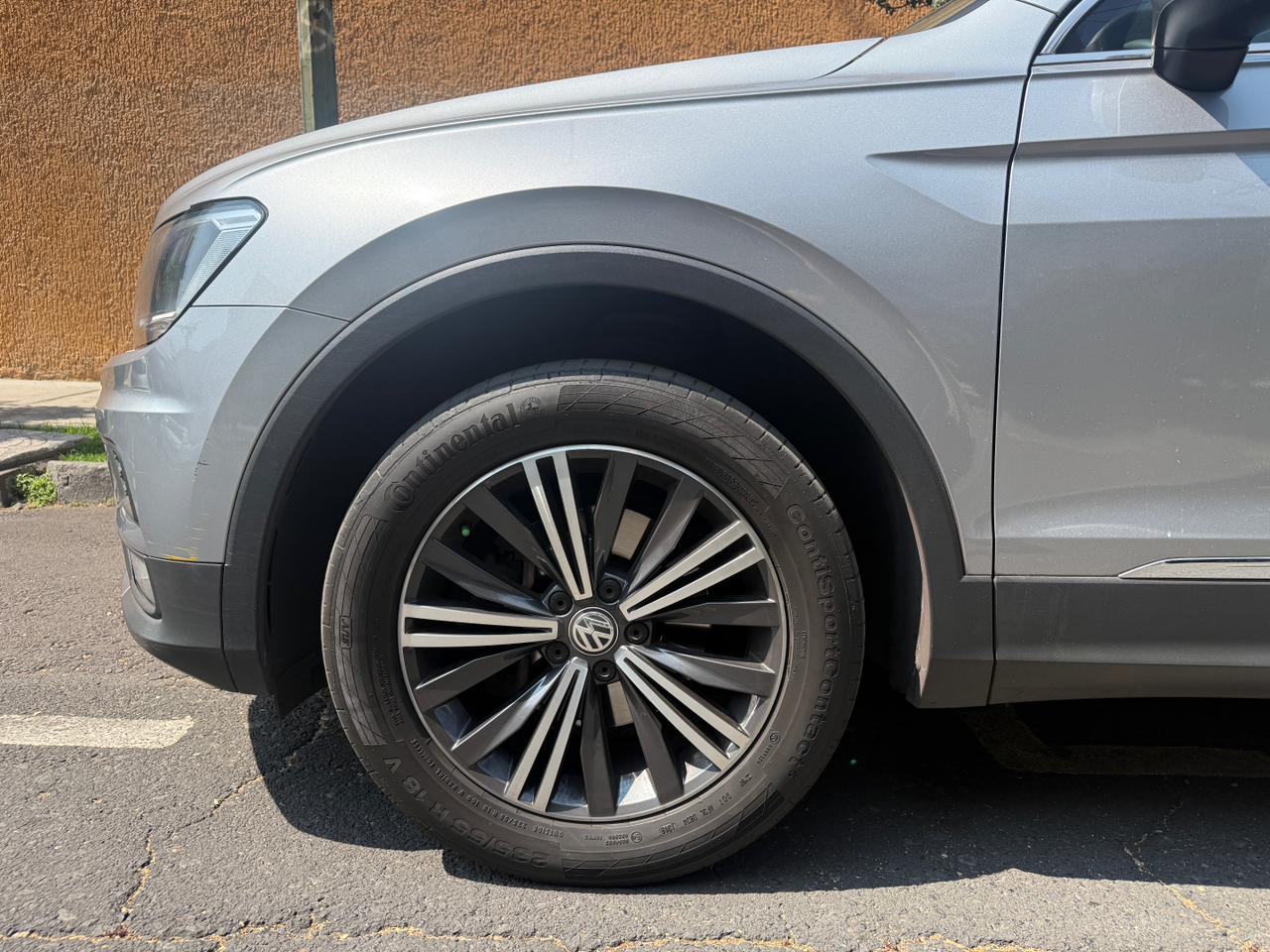 Volkswagen  TIGUAN COMFORTLINE 2020