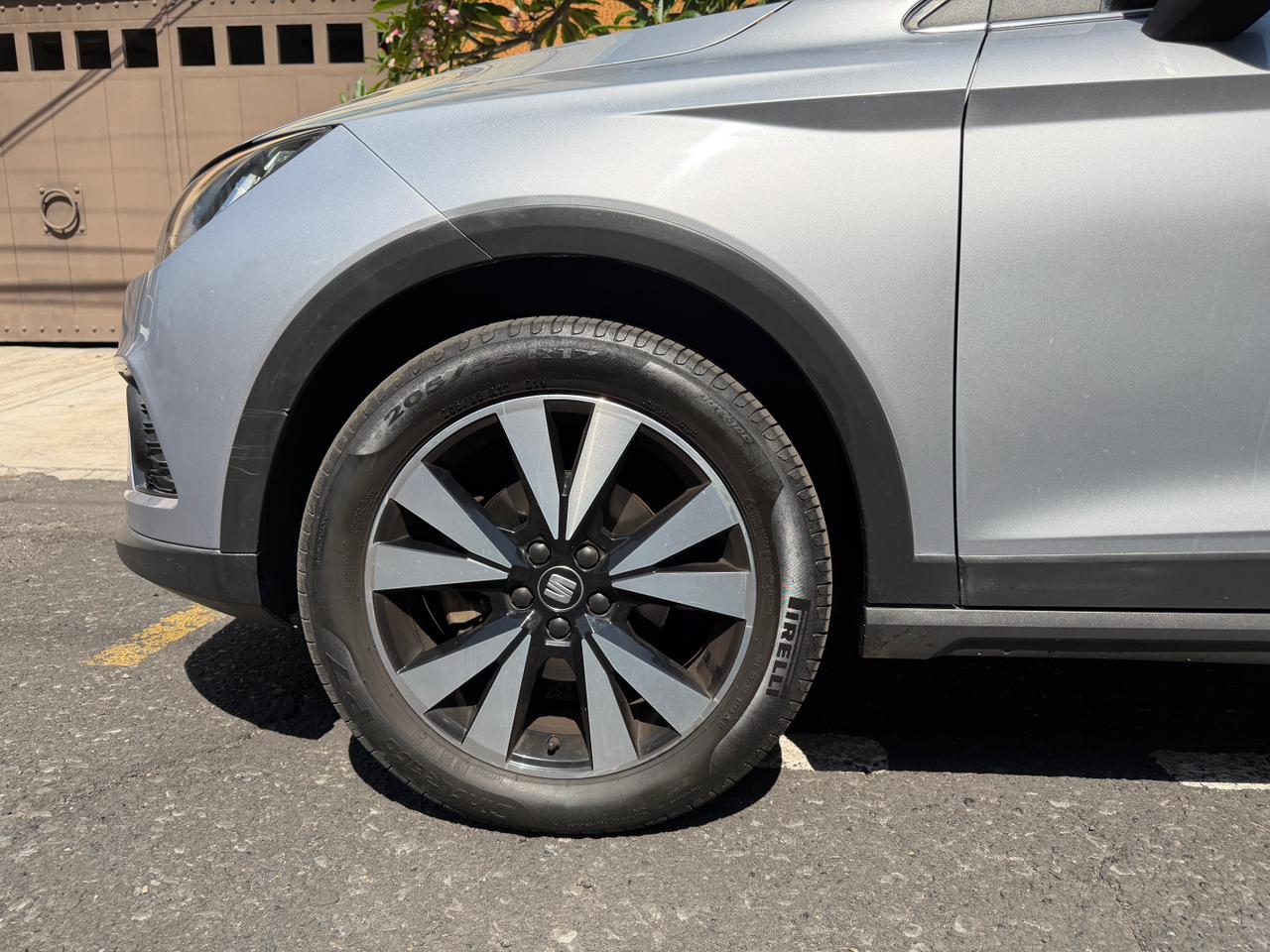 Seat  SEAT ARONA 1.6 STYLE  2020