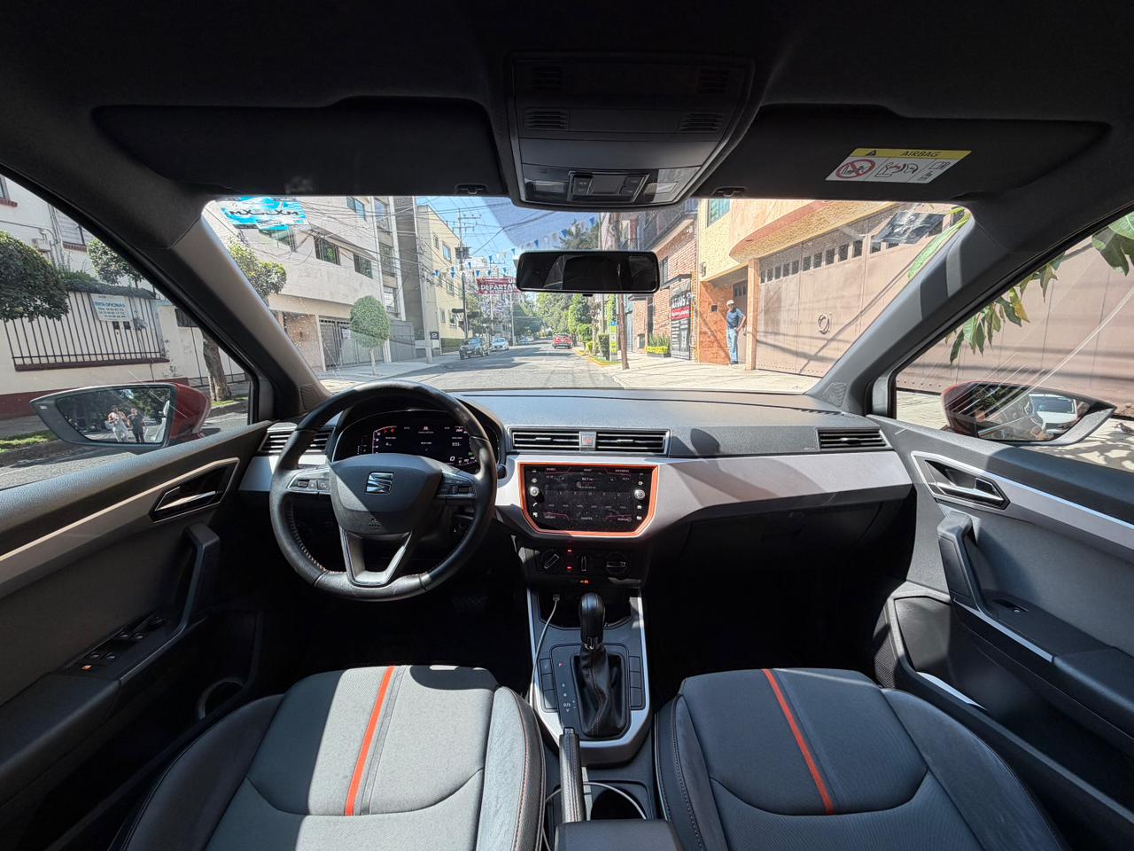 Seat  SEAT ARONA 1.6 STYLE  2020