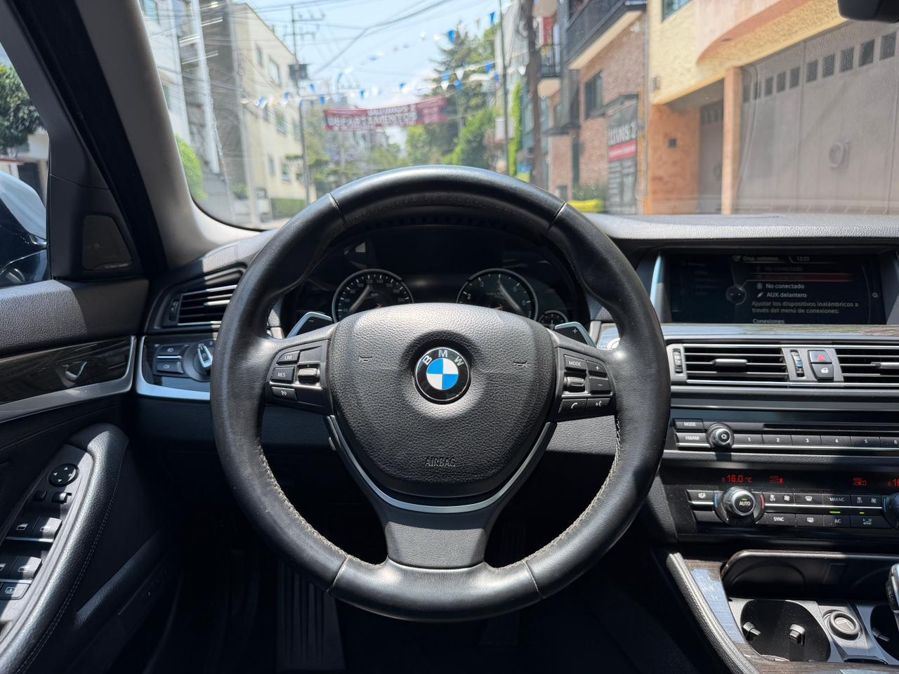 BMW  535IA LUXURY LINE 2014
