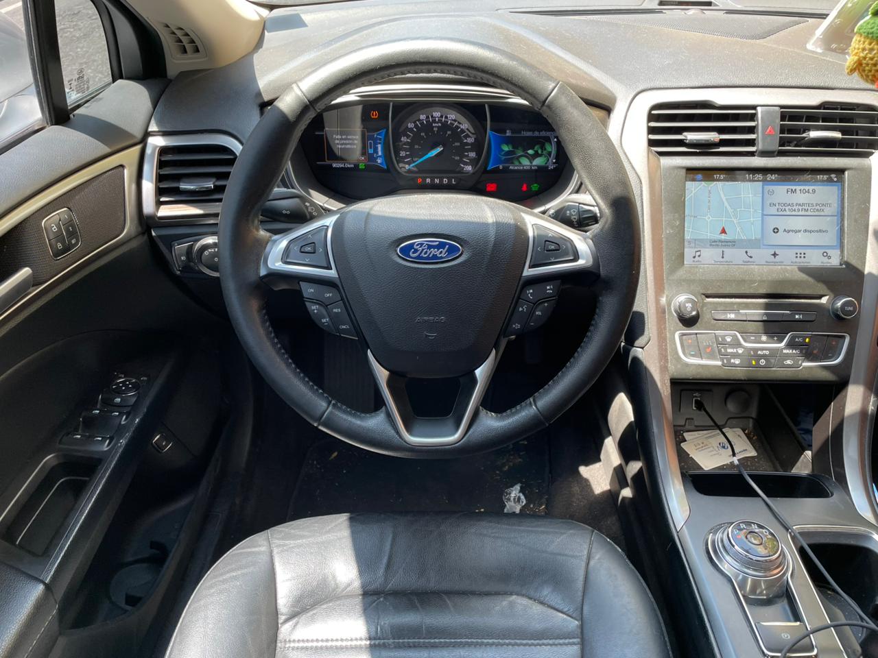 Ford  FUSION SE LUXURY HIBRIDO 2017