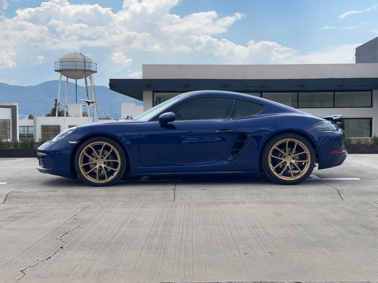 Porsche  718 CAYMAN STYLE 2024