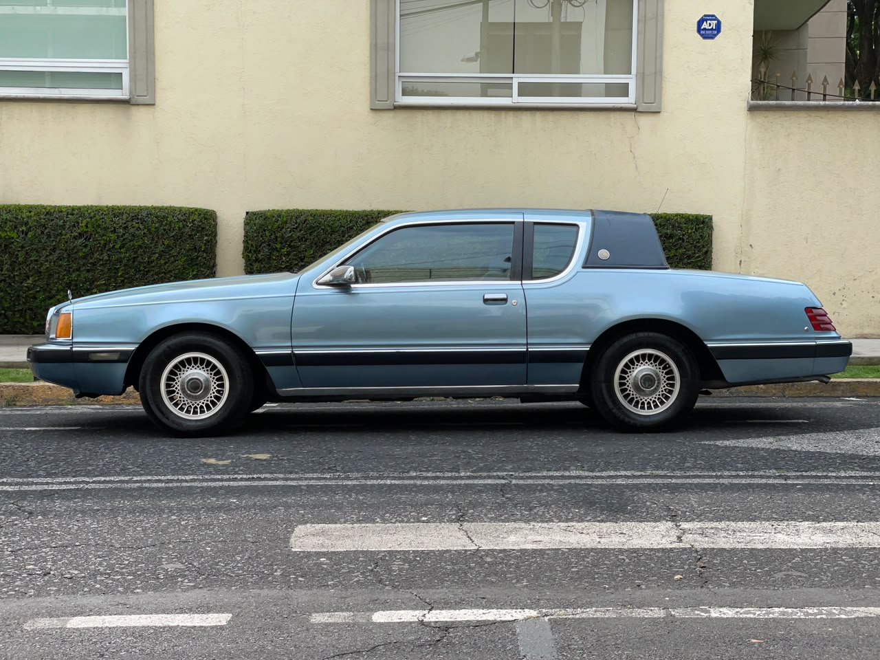 Ford  COUGAR 2 PUERTAS 6 CIL. 1985