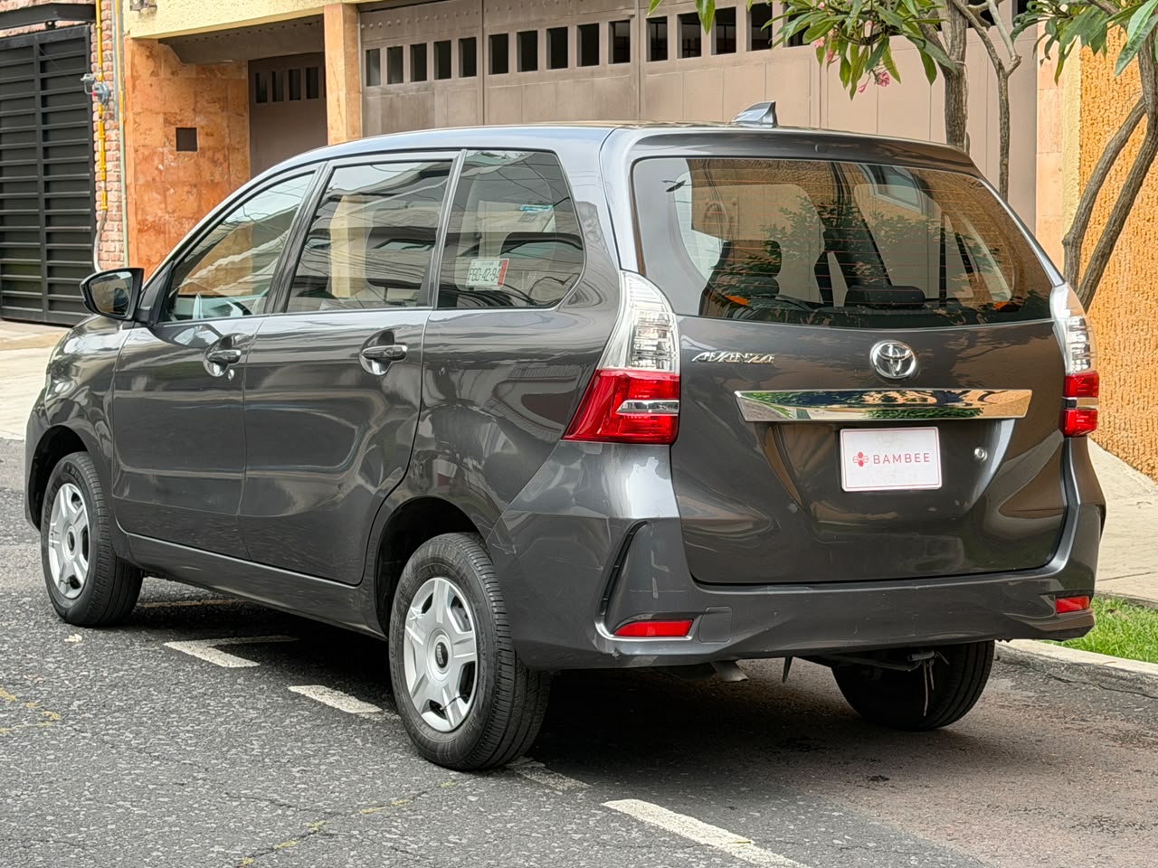 Toyota  AVANZA LE MT  2021
