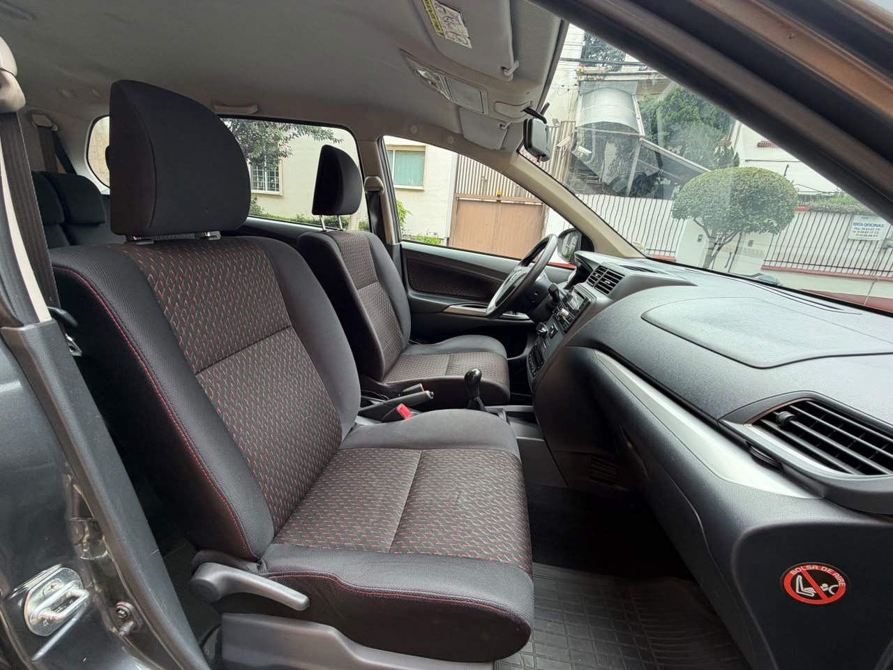 Toyota  AVANZA LE MT  2021