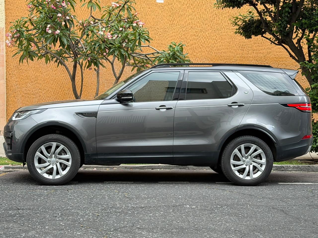 Land-rover  DISCOVERY HSE V6 4WD 2018