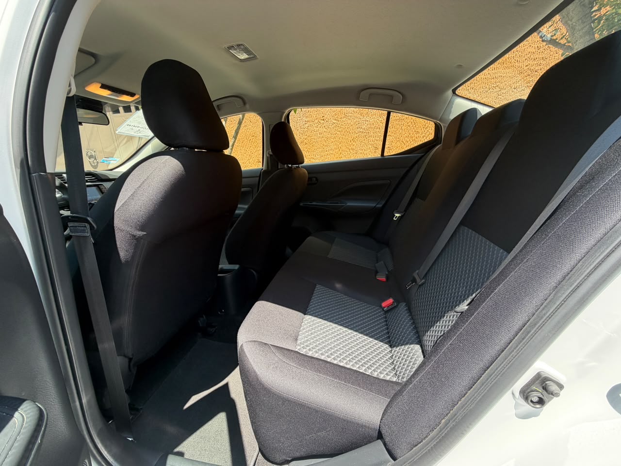 Nissan  VERSA SENSE AT 2023