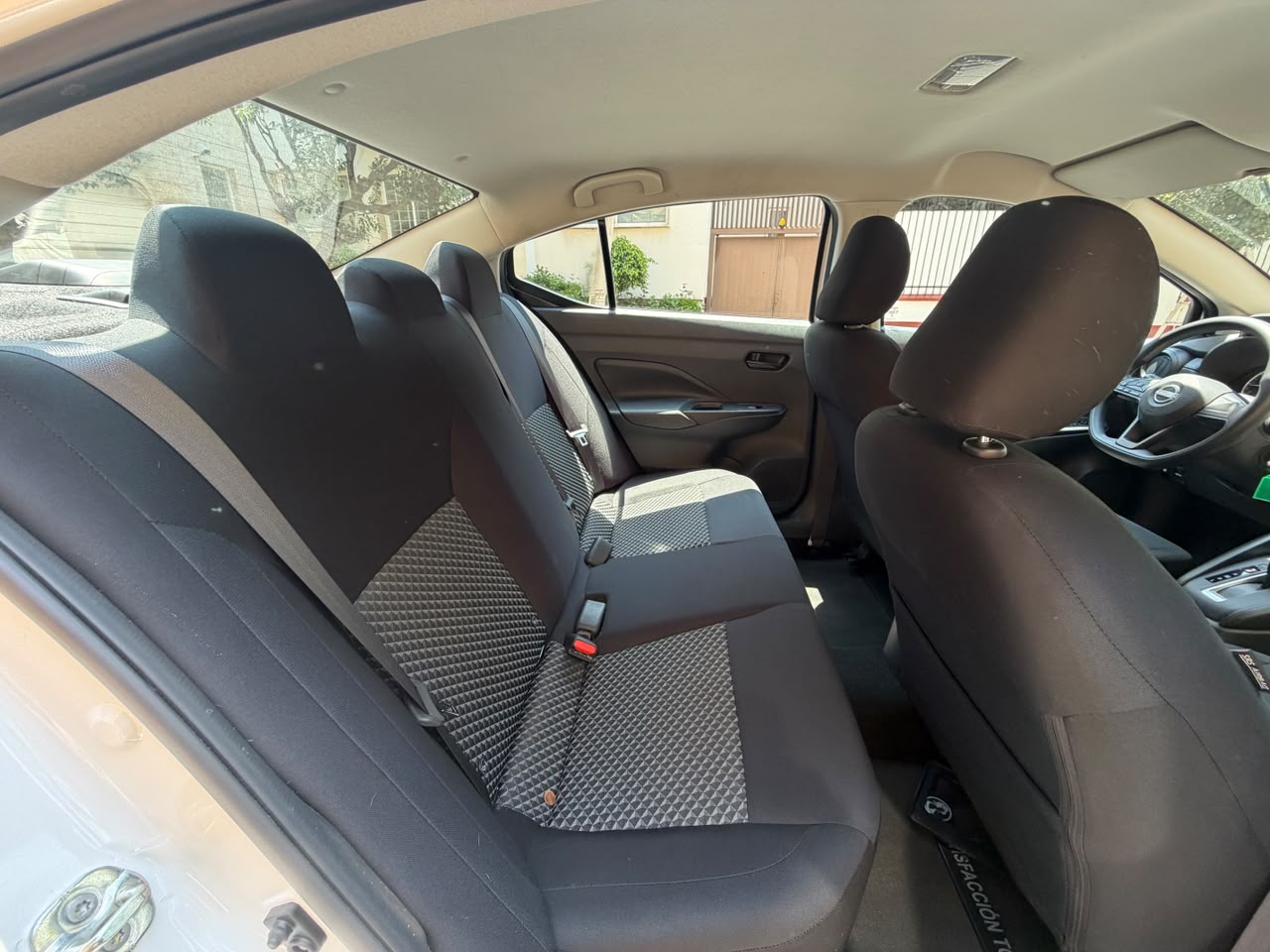 Nissan  VERSA SENSE AT 2023