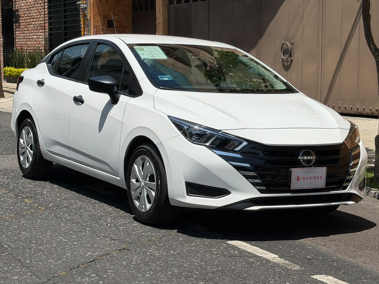 Nissan  VERSA SENSE AT 2023