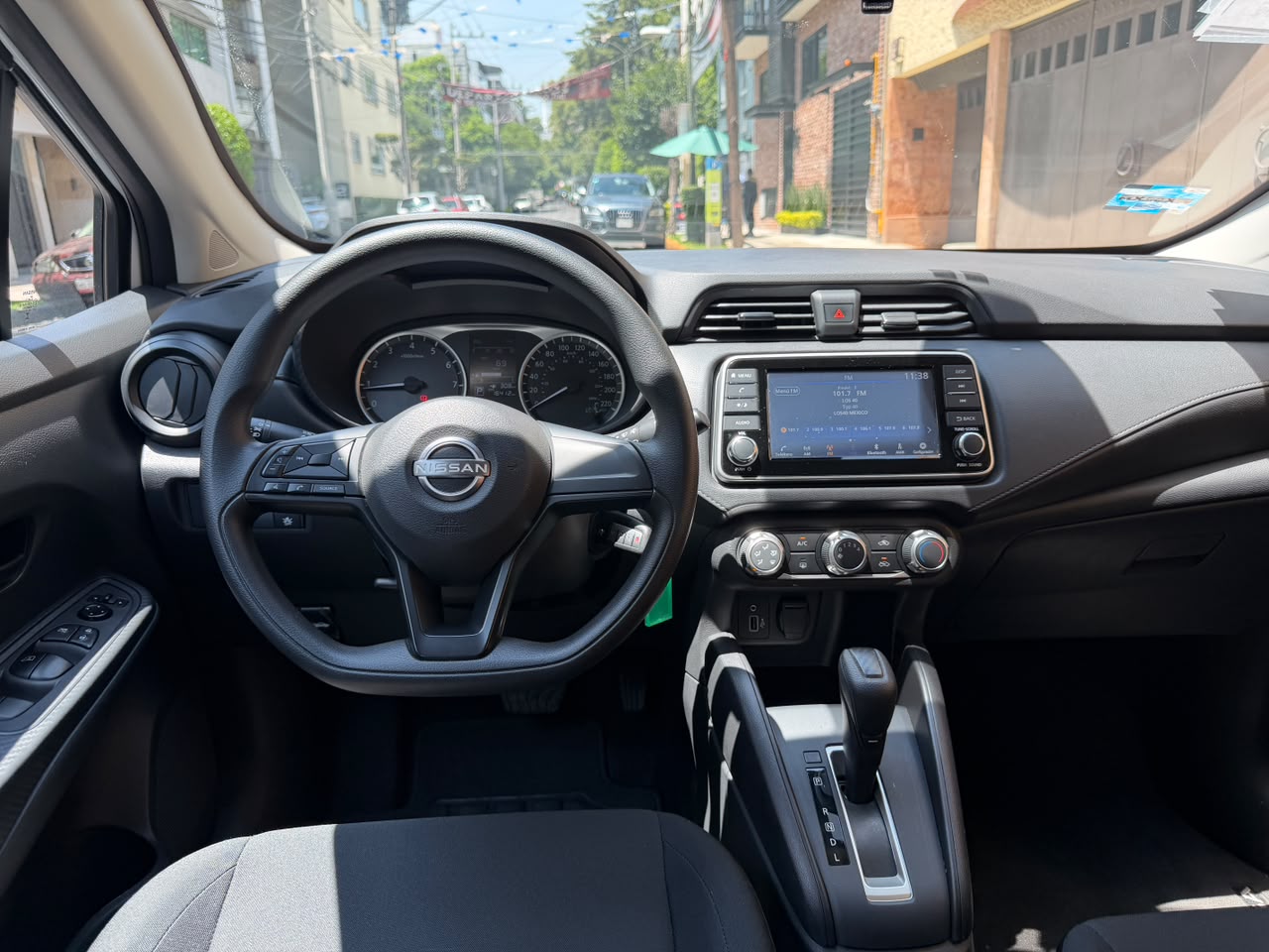 Nissan  VERSA SENSE AT 2023