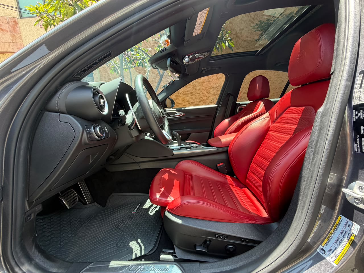 Alfa Romeo  GIULIA VELOCE 2024