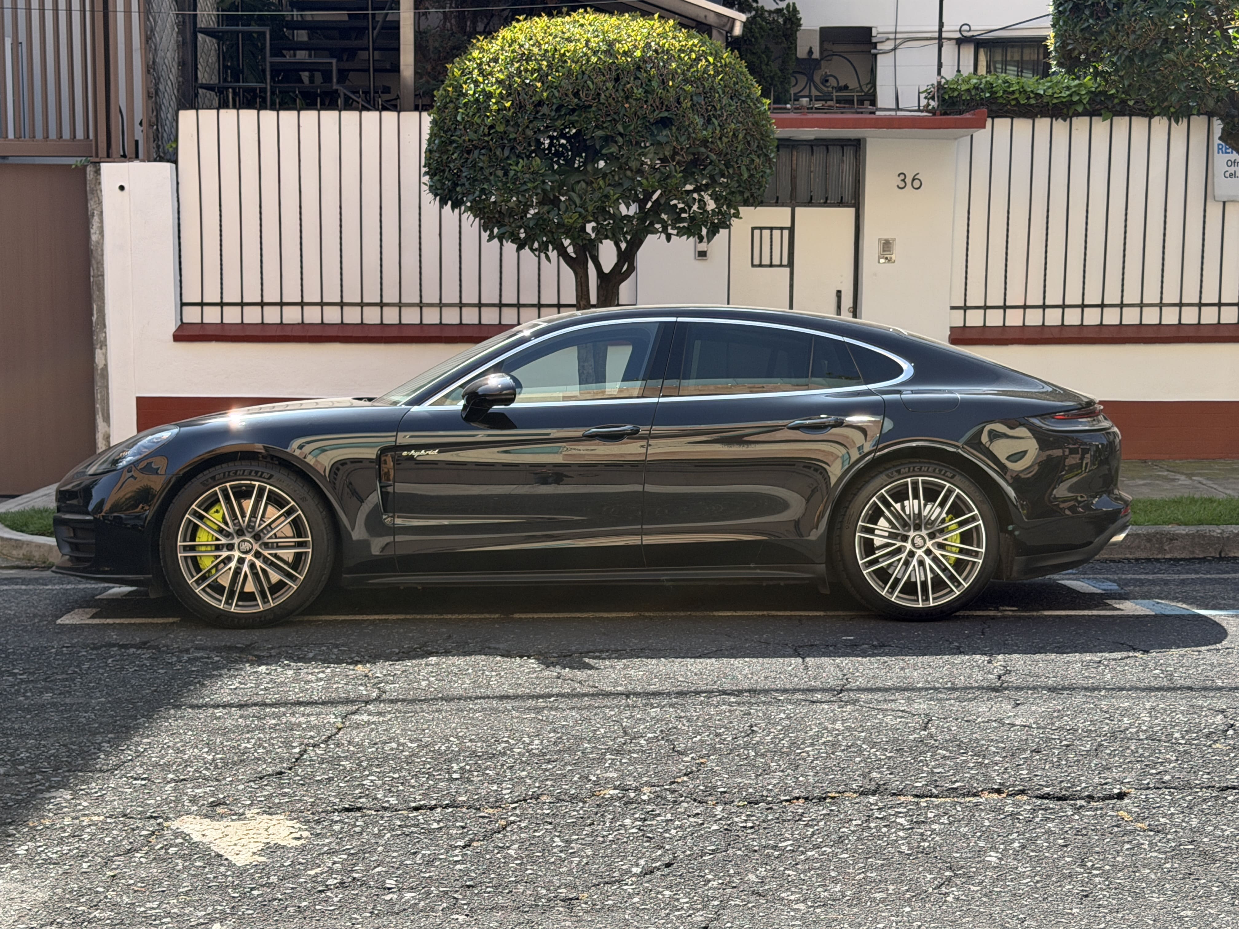 Porsche  PANAMERA 4S E-HYBRID  2021