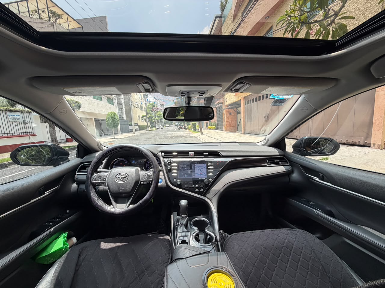 Toyota  CAMRY XLE NAVI HV 2019