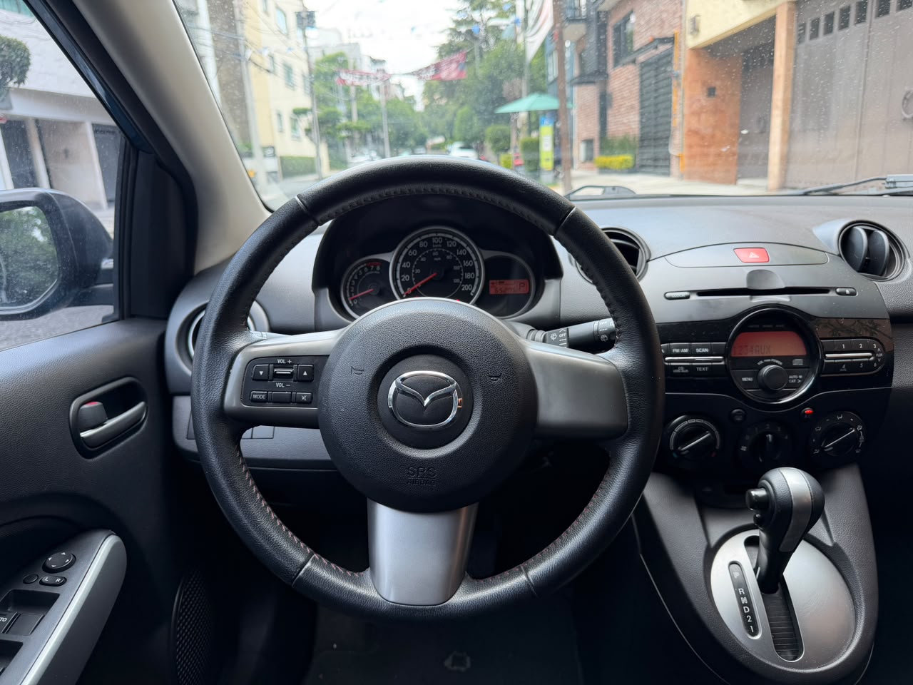 Mazda  2 SPORT 2014