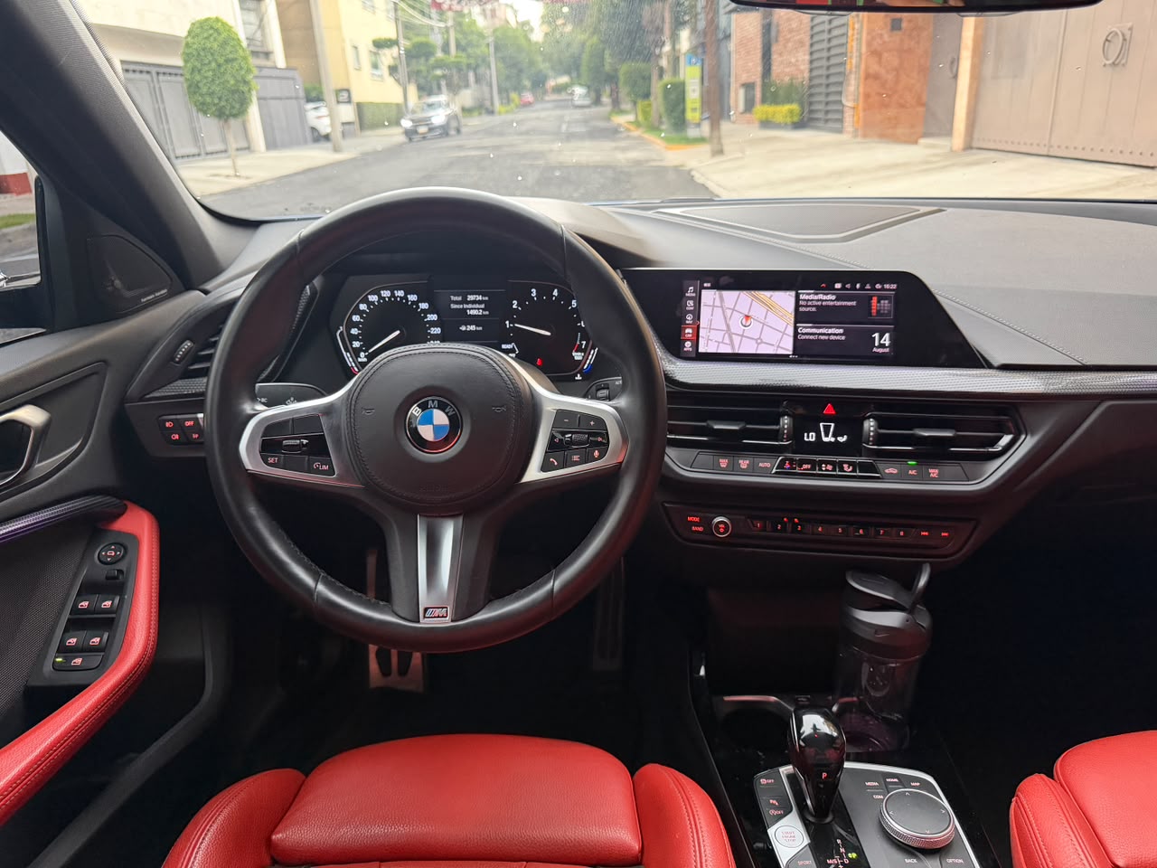 BMW  118i 2021