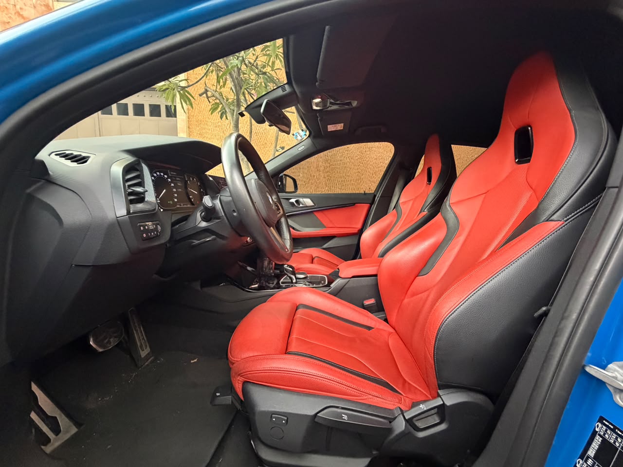BMW  118i 2021
