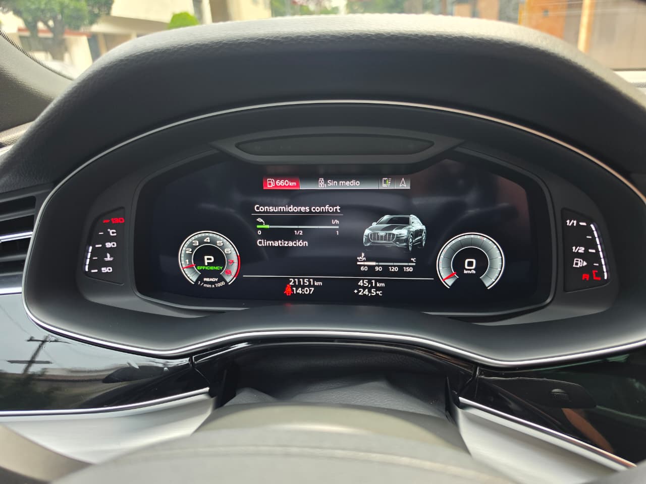 Audi  Q8 MILD HYBRID S LINE 2023